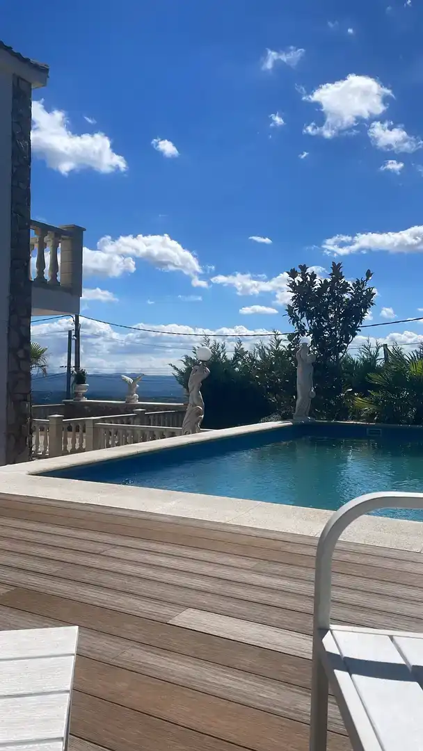 Piscina de Casa o xalet en venda en Mediona amb Aire condicionat, Piscina i Balcó