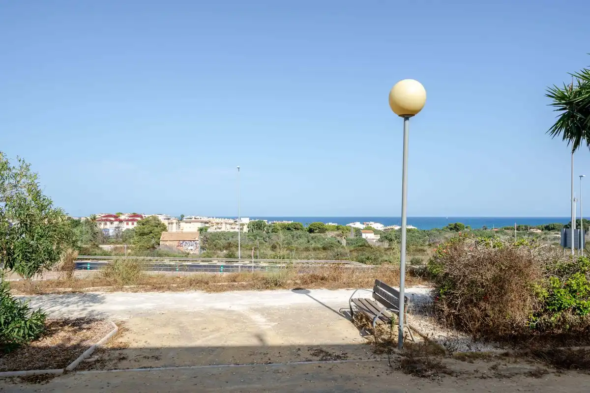 Dúplex en venda en Guardamar del Segura amb Aire condicionat, Calefacció i Jardí privat
