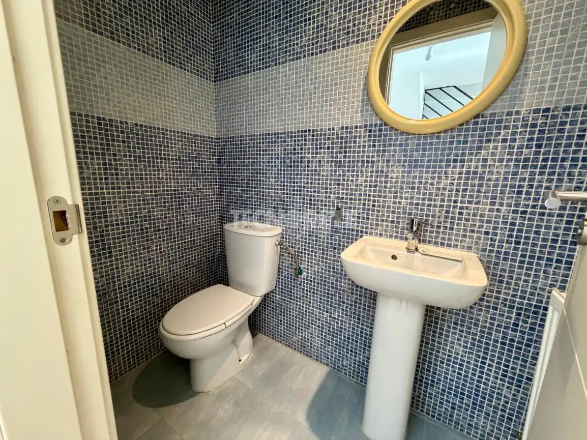 Bathroom of Flat for sale in Pantoja  with Heating