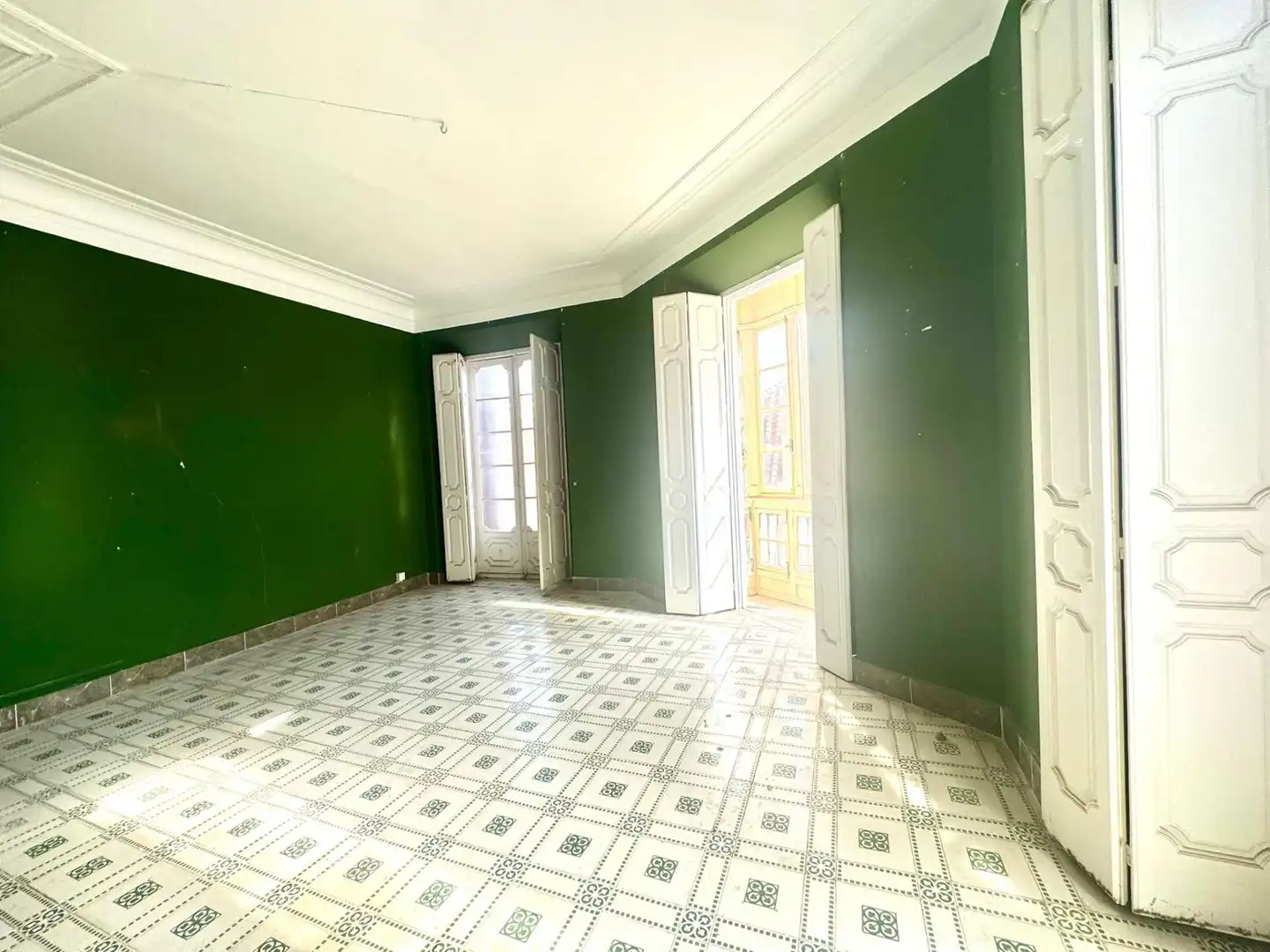 Habitación de Piso en venta en Málaga con Terraza y Balcón