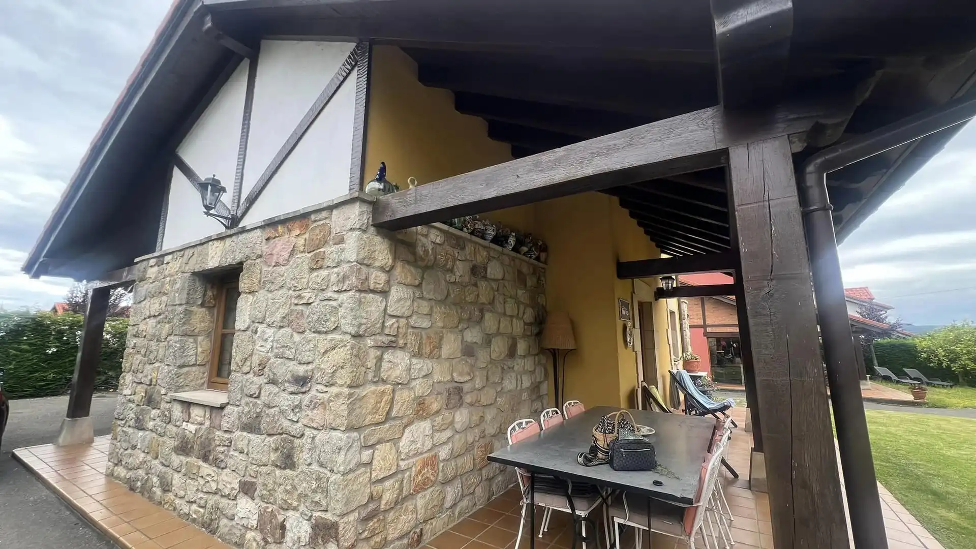Haus oder Chalet zum Verkauf in Suances mit Heizung, Privatgarten und Parkett