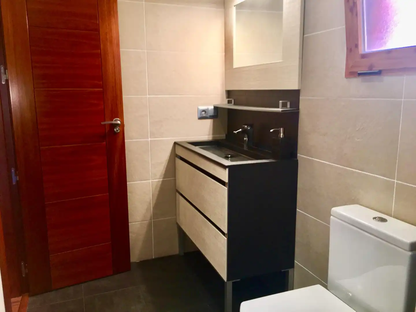 Bany de Pis de lloguer en Puertollano amb Aire condicionat, Calefacció i Terrassa