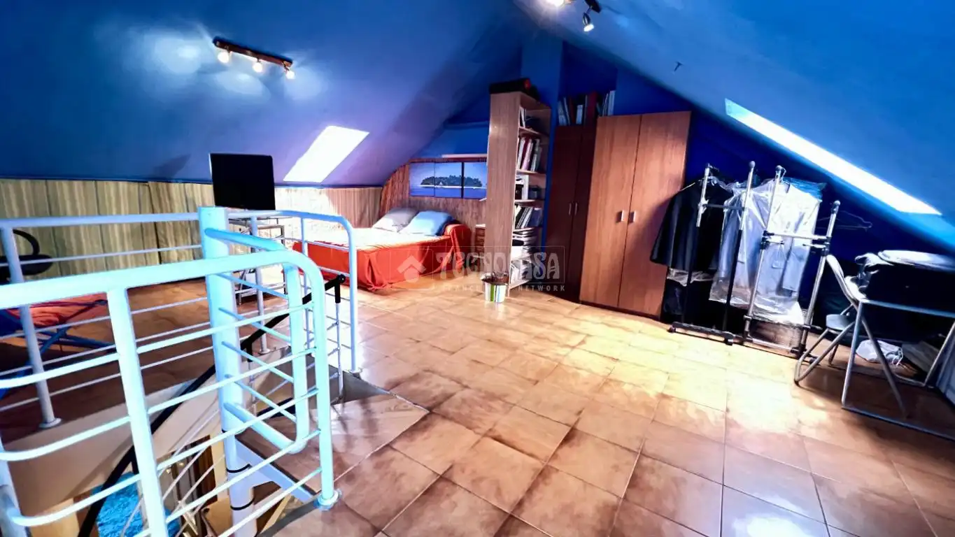 Schlafzimmer von Einfamilien-Reihenhaus zum Verkauf in Alcalá de Henares mit Terrasse