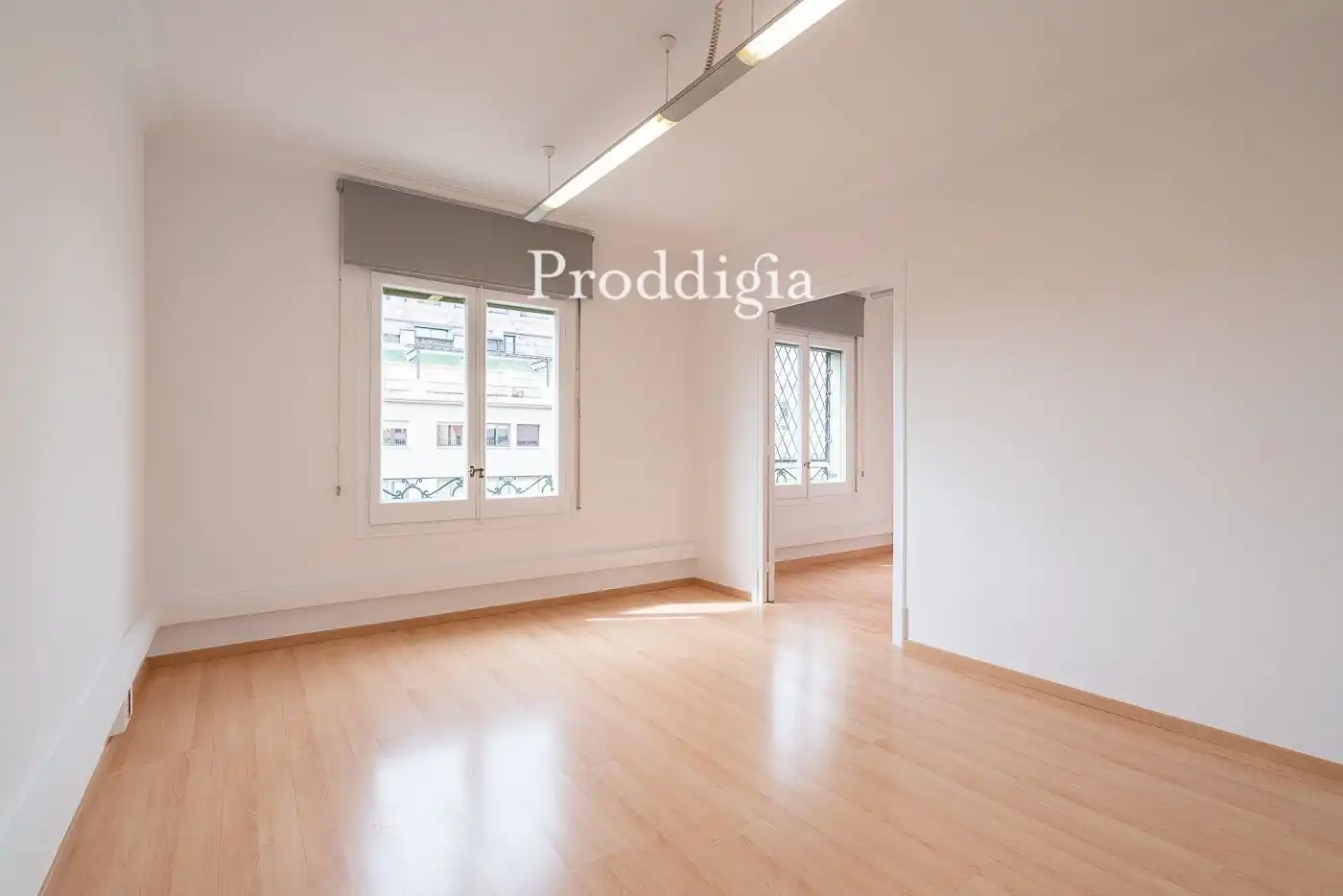 Office for rent in Barcelona  with Air Conditioner and Heating