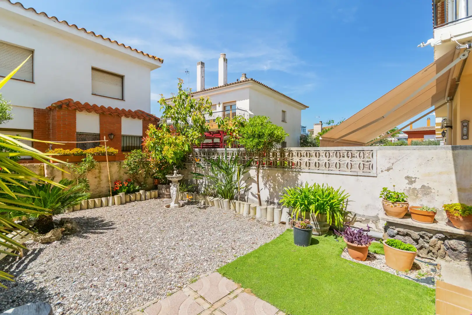 Jardí de Casa adosada en venda en Peralada amb Calefacció, Jardí privat i Terrassa