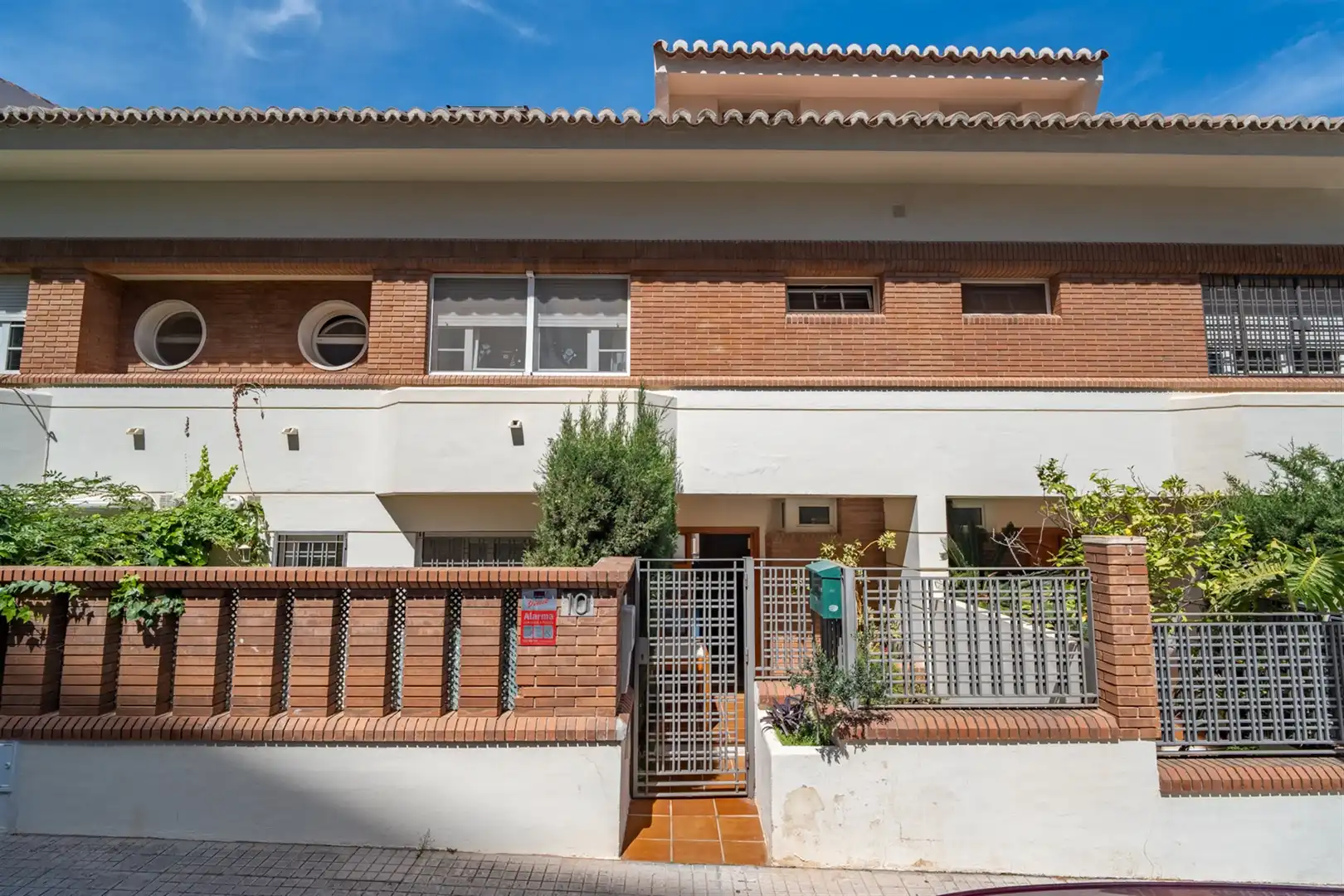 Außenansicht von Einfamilien-Reihenhaus zum Verkauf in Málaga
