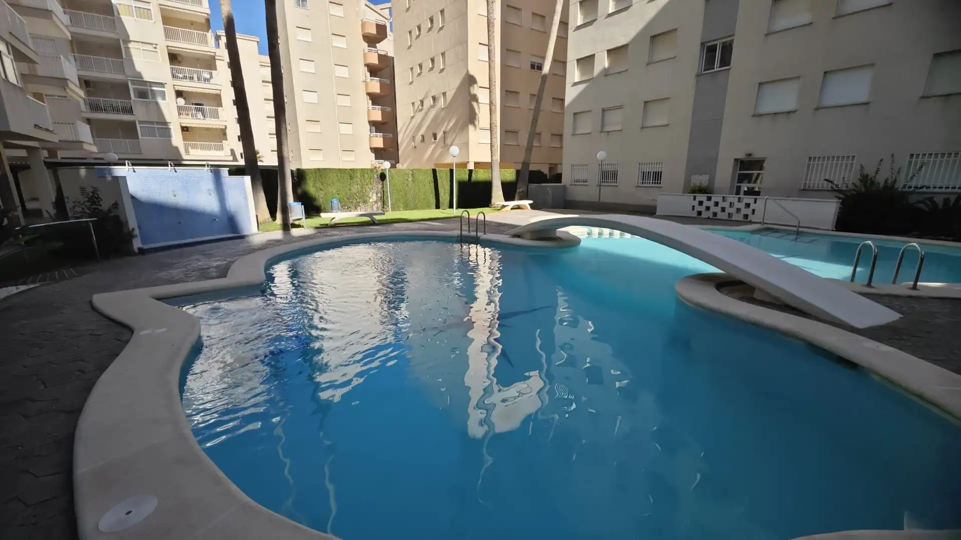 Piscina de Apartamento en venta en Daimús con Terraza, Piscina y Amueblado