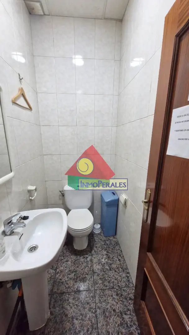 Badezimmer von Büro zur Miete in Getafe
