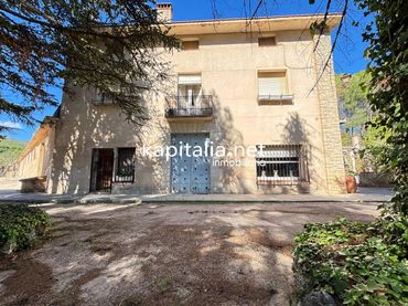 Casa rustica con piscina in vendita a Cocentaina