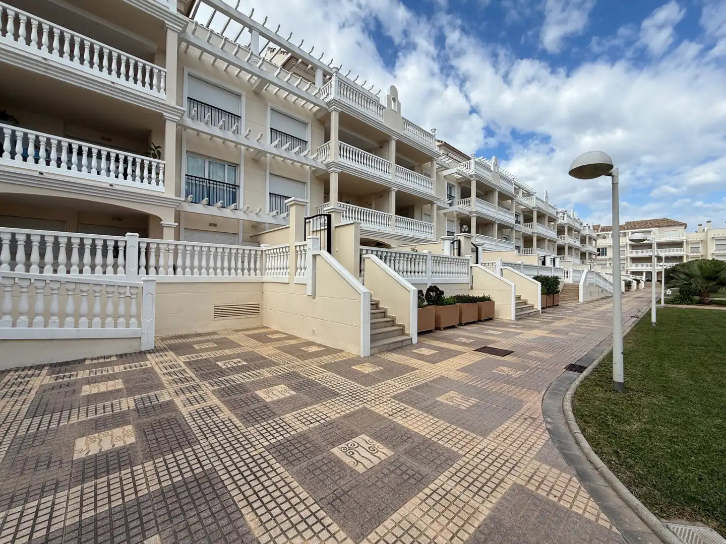 Vista exterior de Apartament en venda en Dénia amb Aire condicionat, Calefacció i Terrassa