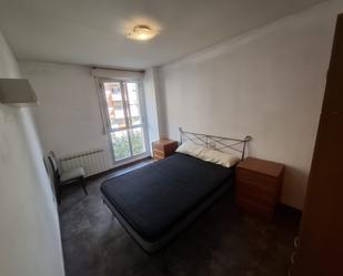 Bedroom of Apartment to rent in  Logroño