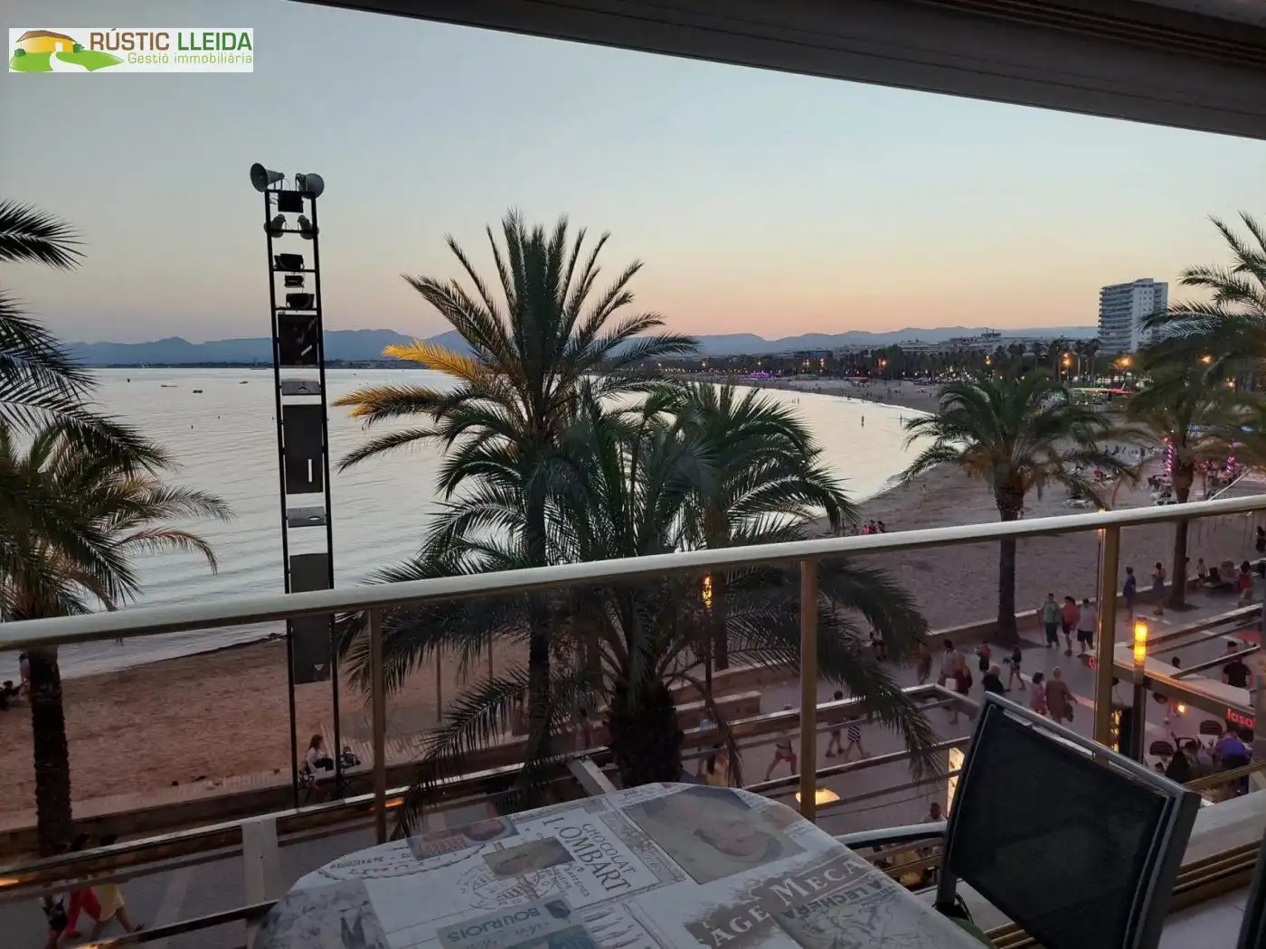 Apartamento de alquiler en Calle Colón, Mar i Camp - Platja dels Capellans