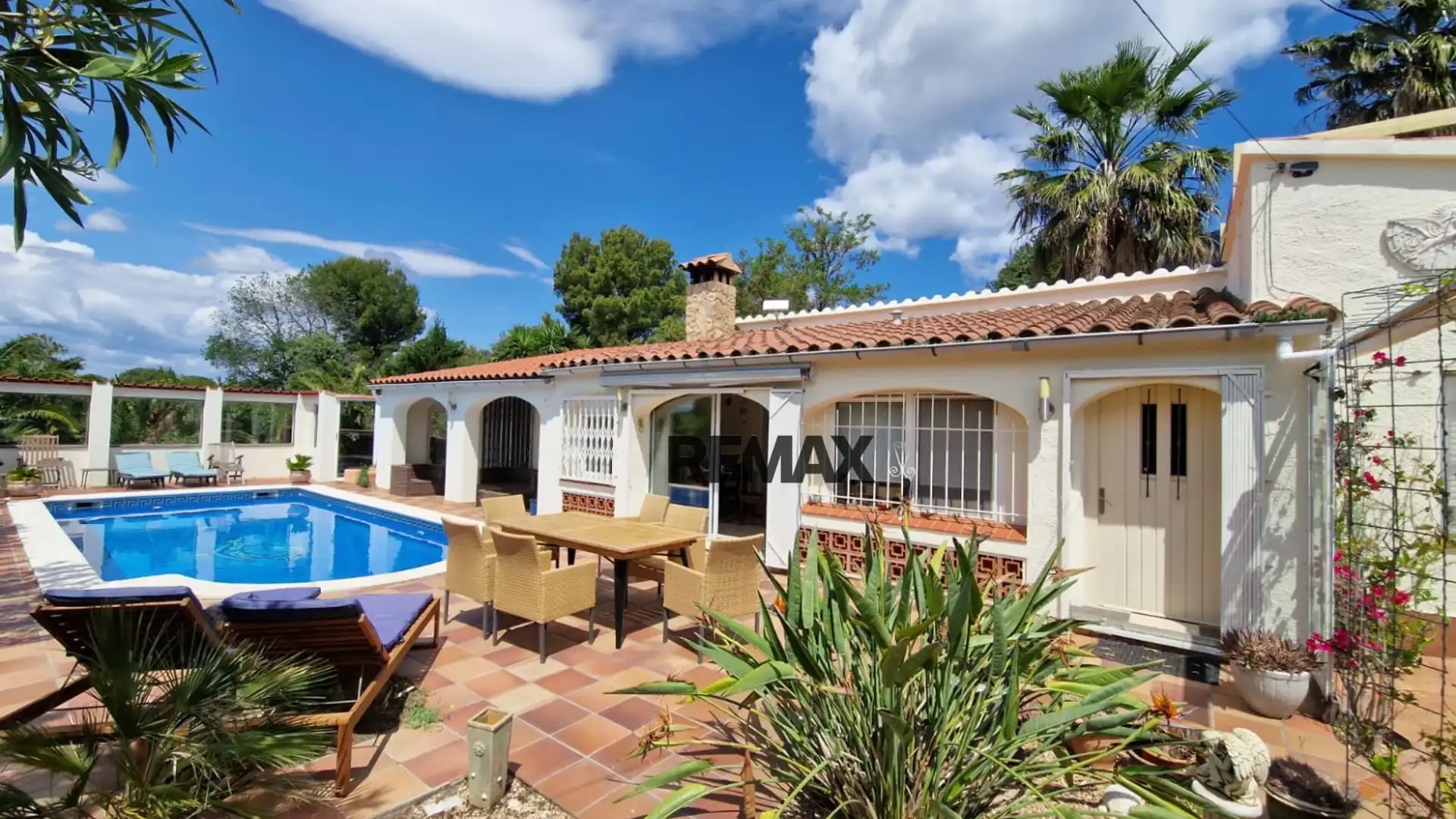 Vista exterior de Casa o chalet en venta en Roses con Calefacción, Jardín privado y Terraza
