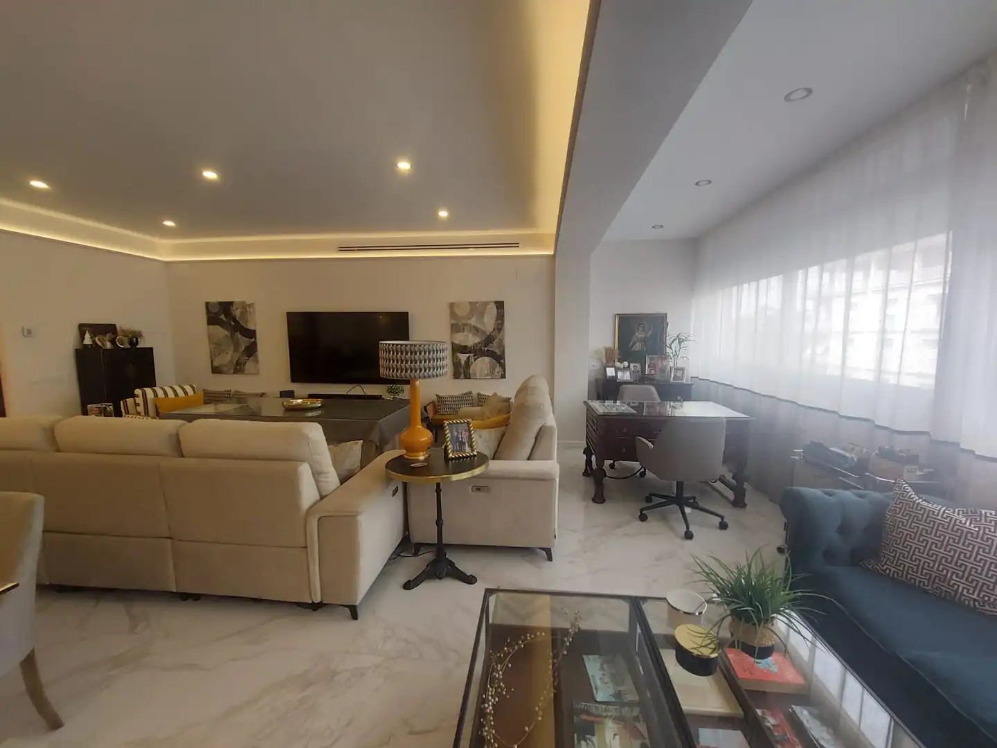 Living room of Flat for sale in Córdoba  with Air Conditioner, Heating and Storage room