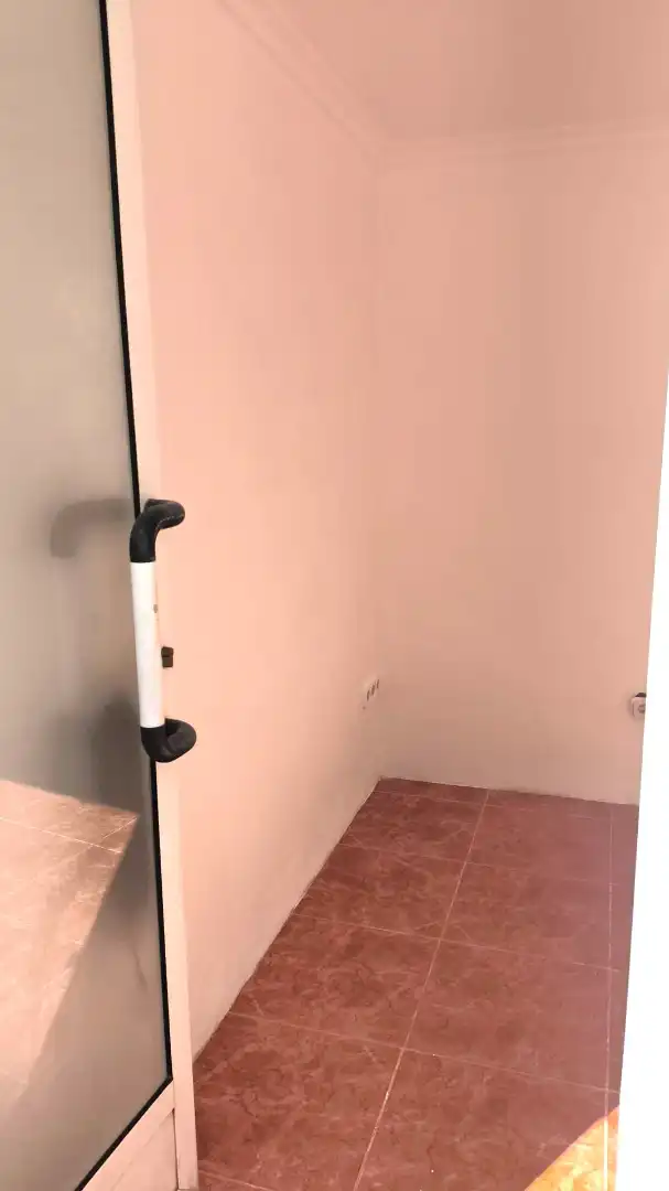 Gewerbefläche zur Miete in Calle Sierra del Espartal, imagen 2