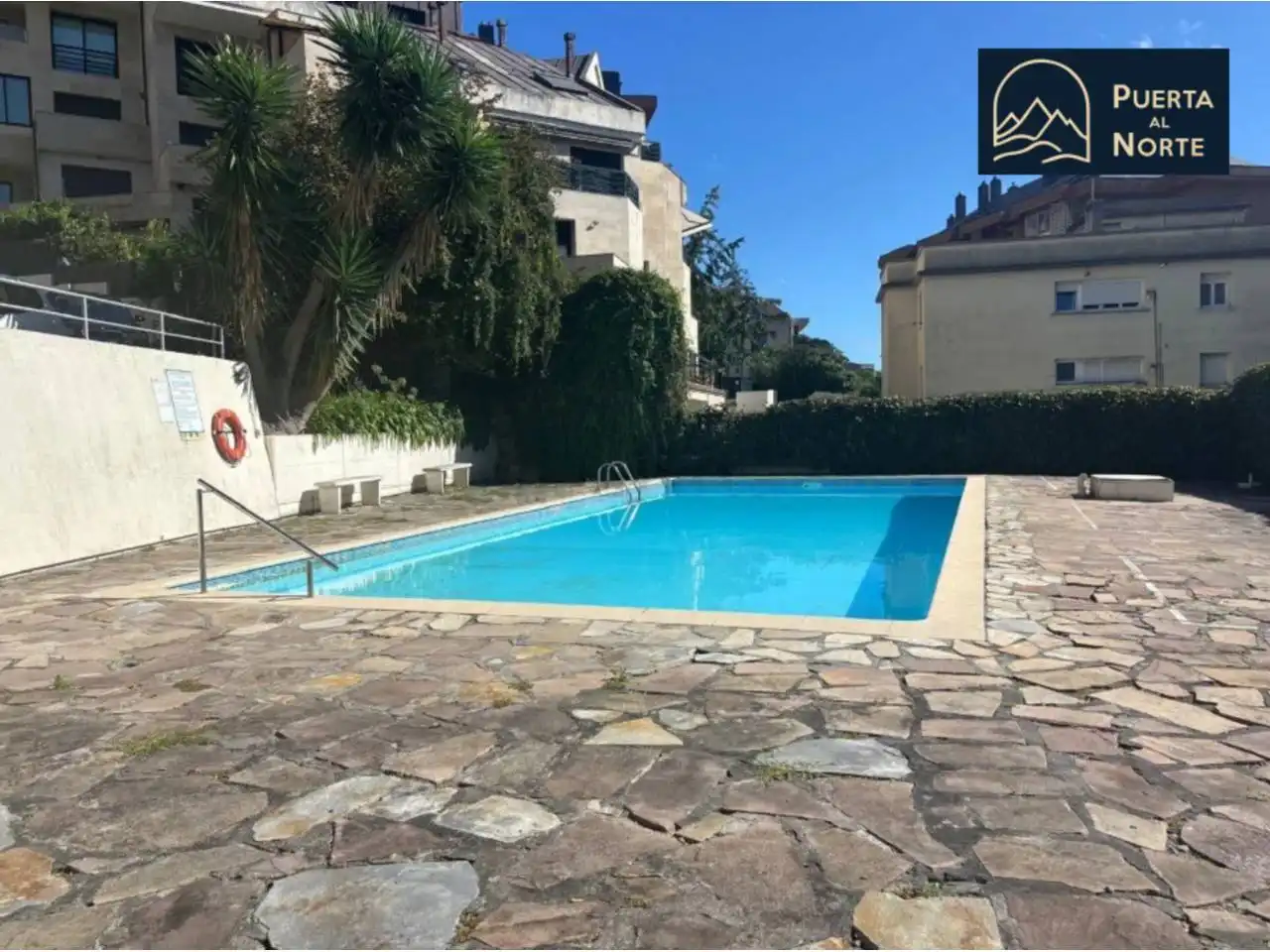 Piscina de Piso de alquiler en Santander con Calefacción, Trastero y Amueblado