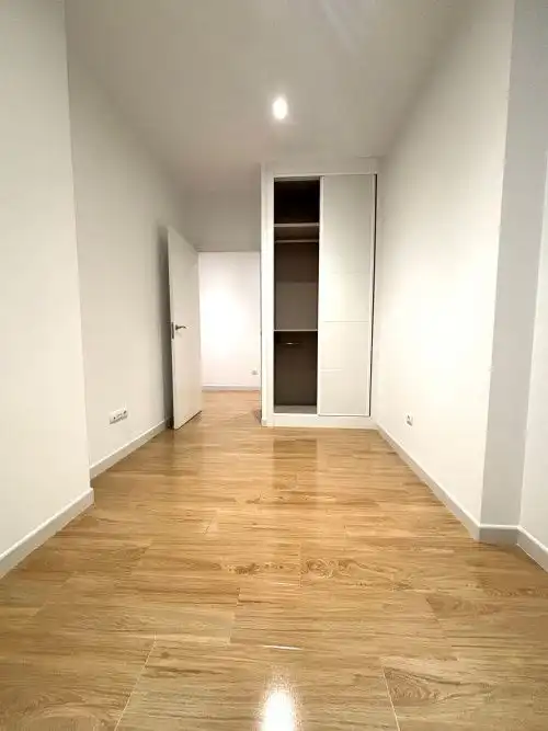 Habitación de Piso en venta en Madrid con Aire acondicionado, Calefacción y Terraza