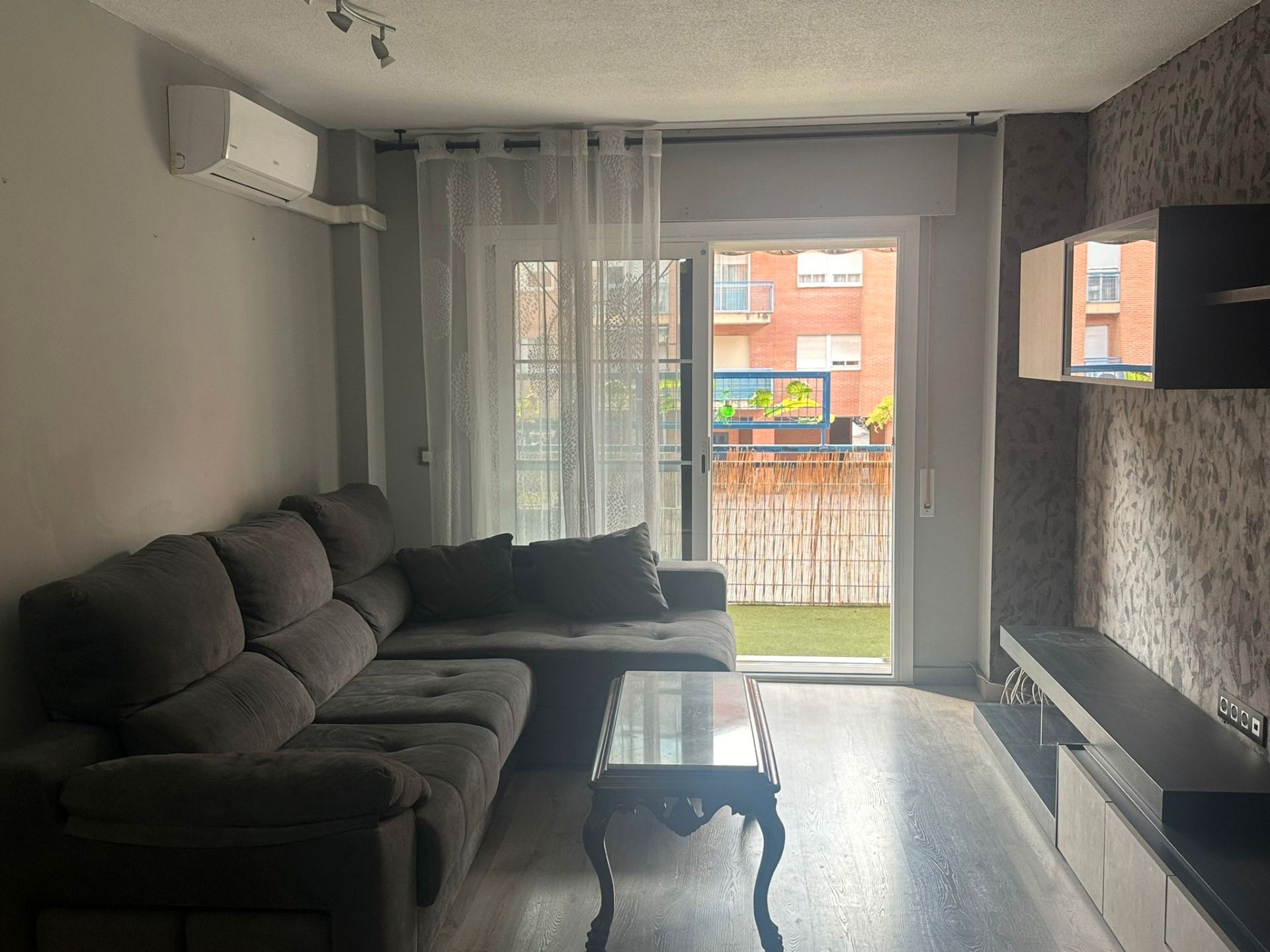 Sala d'estar de Pis de lloguer en Rivas-Vaciamadrid amb Aire condicionat, Calefacció i Terrassa