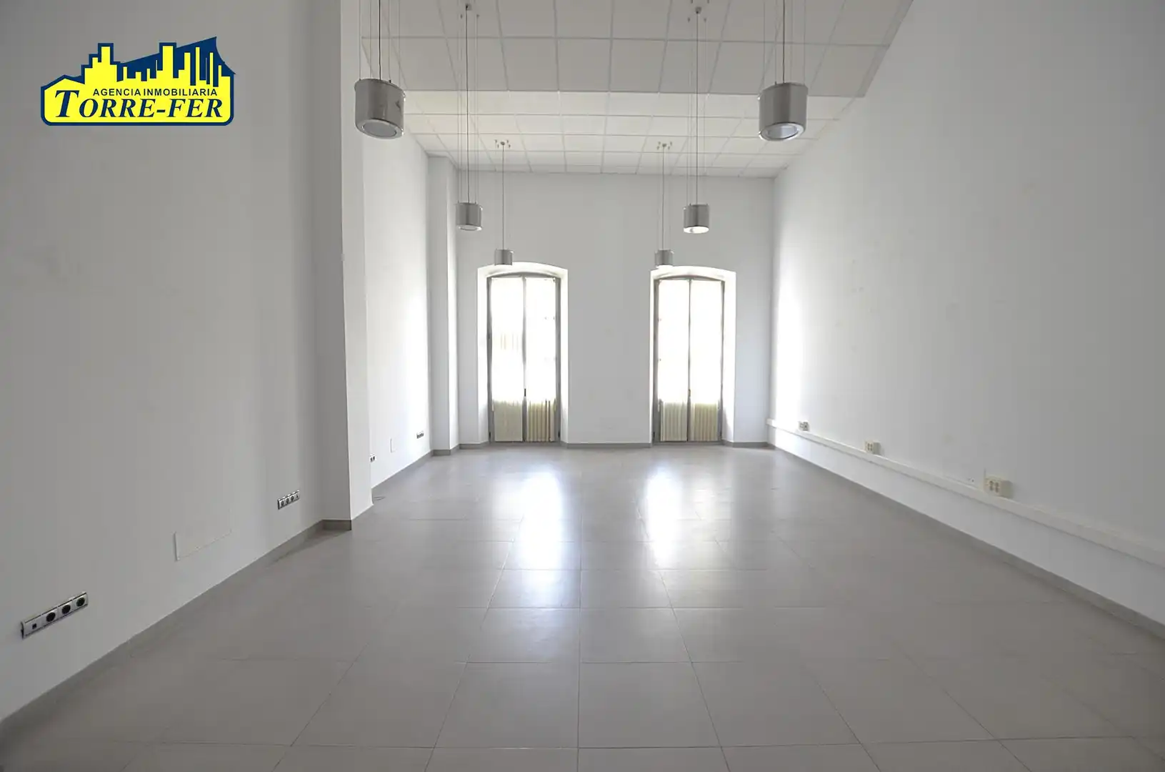 Büro zur Miete in Almería mit Klimaanlage