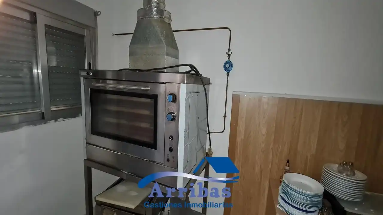 Local en venta en Hormigos con Aire acondicionado y Calefacción