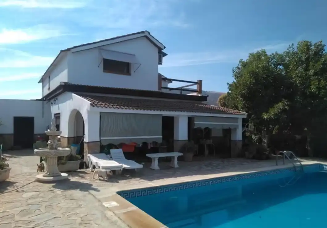 Piscina de Casa o chalet en venta en Torredonjimeno con Aire acondicionado, Calefacción y Jardín privado