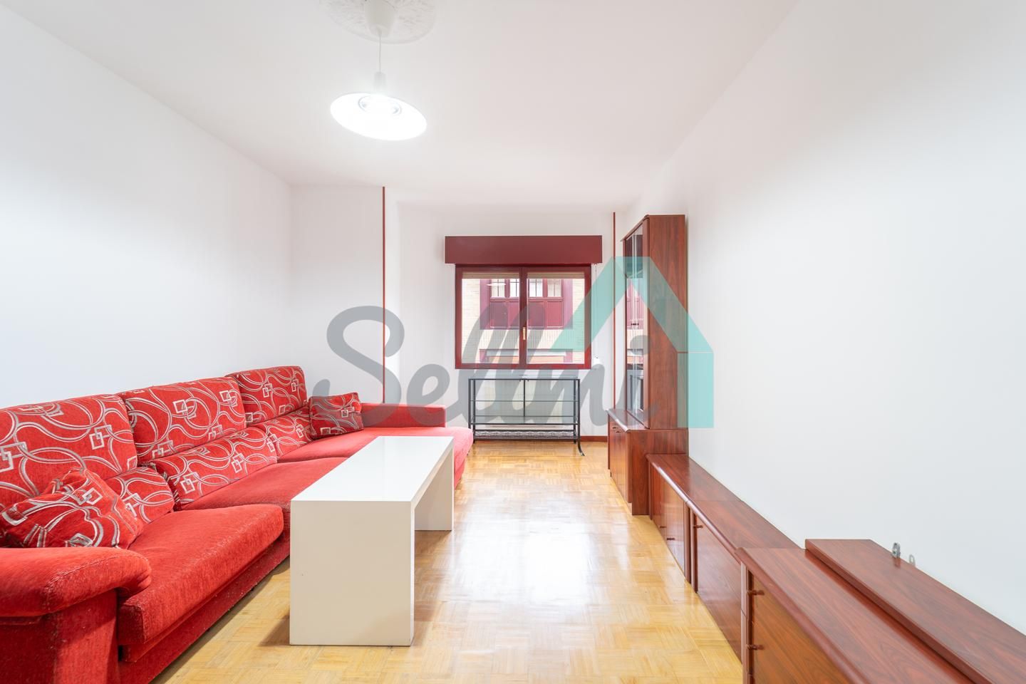 Living room of Flat for sale in Oviedo   with Heating, Parquet flooring and Terrace