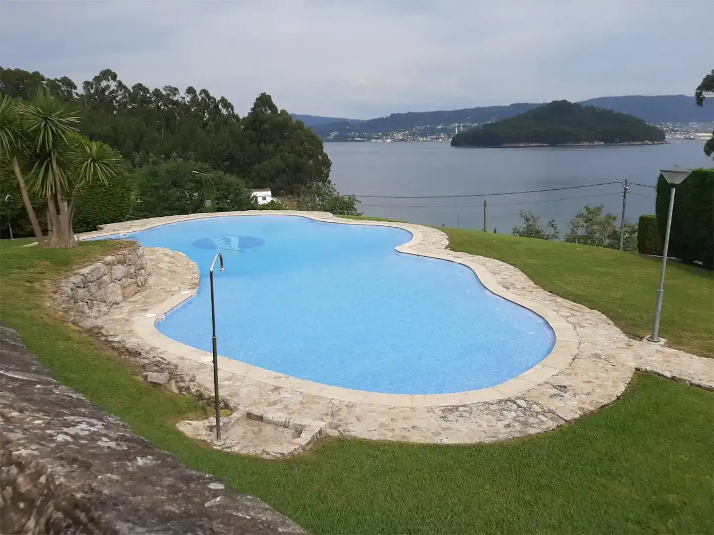 Swimming pool of Houses for rent in Poio  with Private garden, Parquet flooring and Storage room
