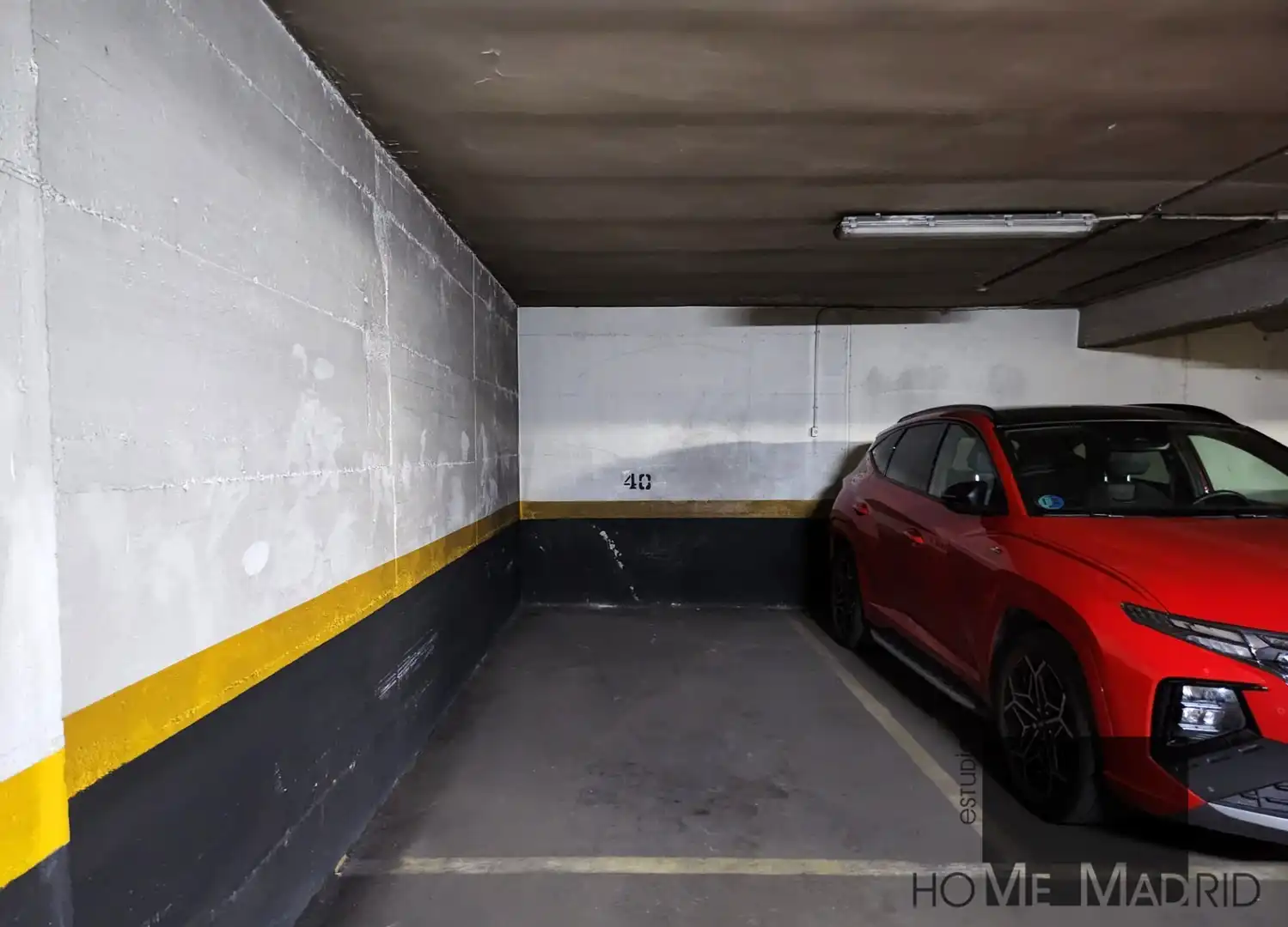 Parking de Piso de alquiler en Madrid con Aire acondicionado, Calefacción y Parquet