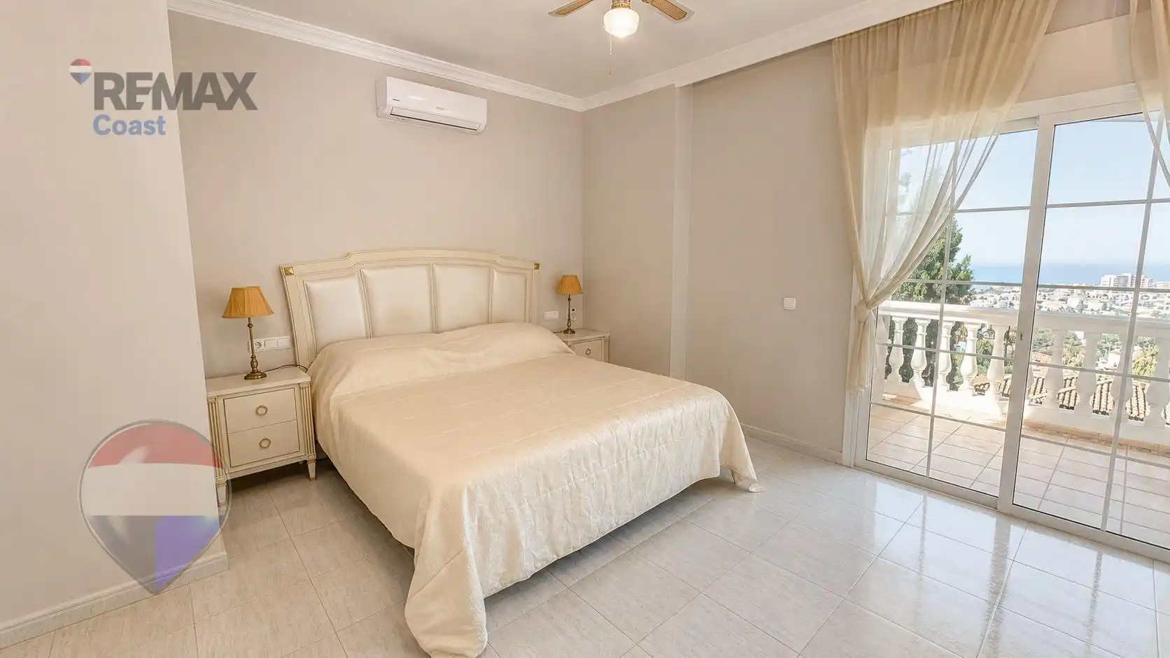 Habitación de Casa o chalet en venta en Mijas con Aire acondicionado, Jardín privado y Terraza
