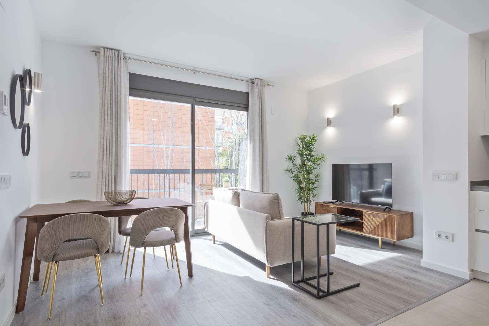 Sala d'estar de Apartament per a compartir en Sant Adrià de Besòs amb Aire condicionat i Terrassa