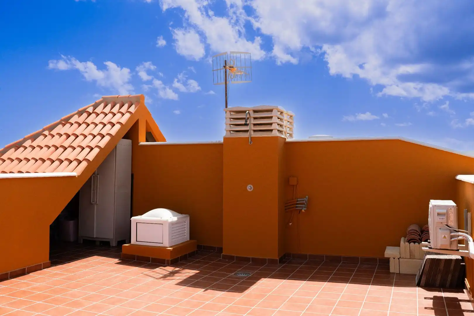 Außenansicht von Haus oder Chalet zum Verkauf in Antigua