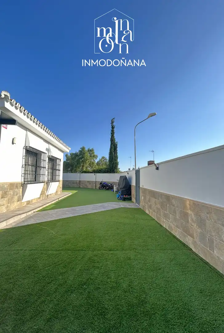 Chalet en venta en Matalascañas, imagen 2