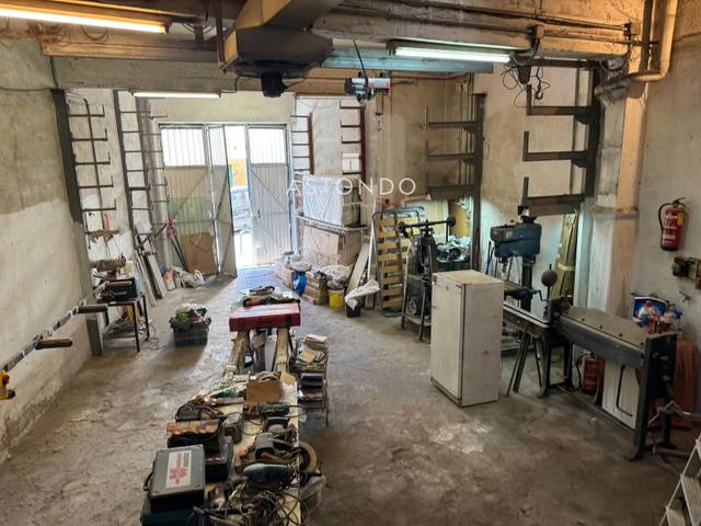 Local comercial en Alquiler en Isabel Baeza en Puerta Bonita