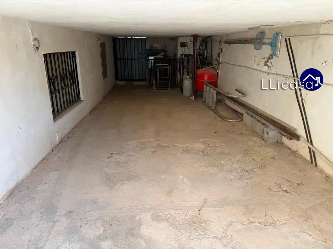 Casa o chalet en venta en Llíria con Jardín privado, Terraza y Trastero