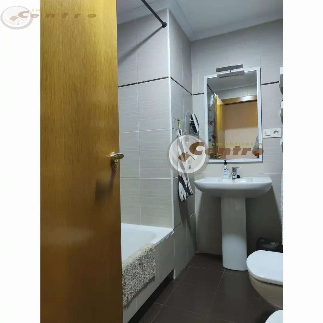 Badezimmer von Wohnung zum Verkauf in Albacete mit Klimaanlage, Heizung und Möbliert