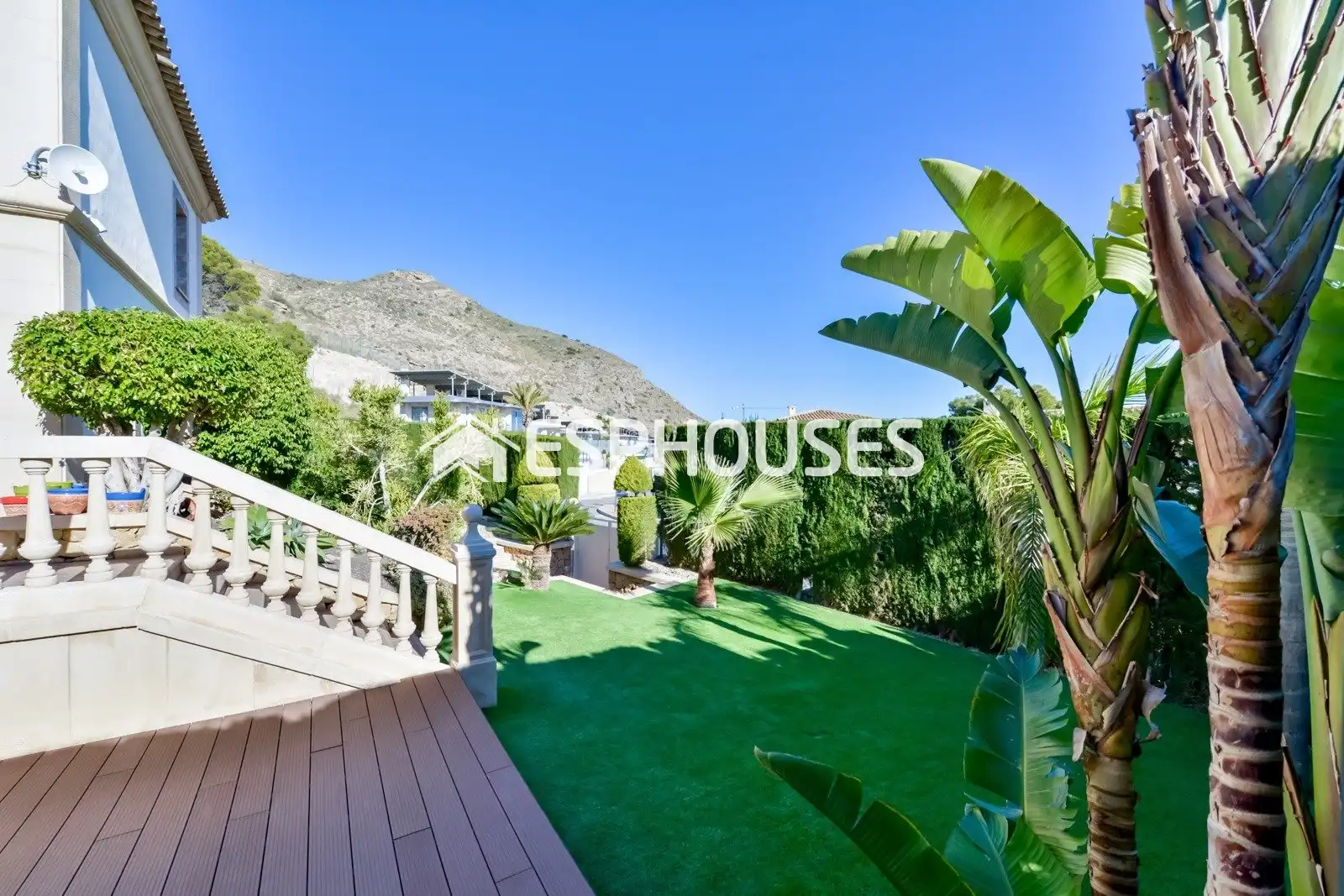 Exterior view of Houses for sale in Oliva  with Air Conditioner, Heating and Terrace