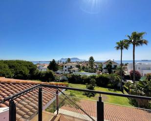 Exterior view of House or chalet for sale in Algeciras  with Air Conditioner, Heating and Private garden