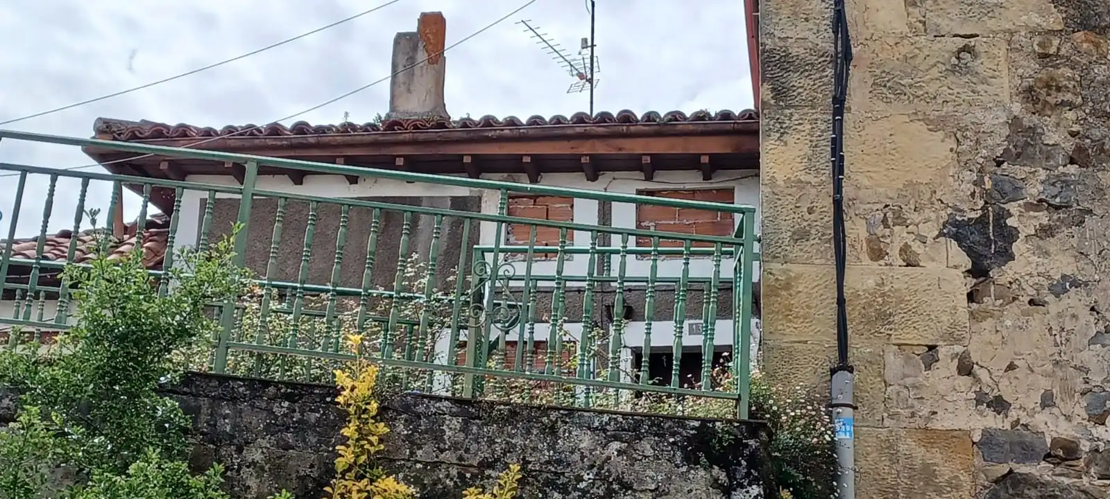 Exterior view of Detached homes for sale in Arrieta  with Terrace and Storage room