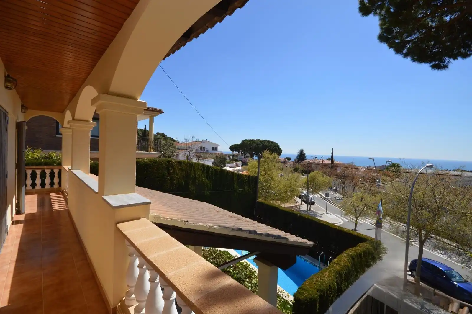 Vista exterior de Casa o xalet de lloguer en Premià de Dalt amb Aire condicionat, Calefacció i Jardí privat