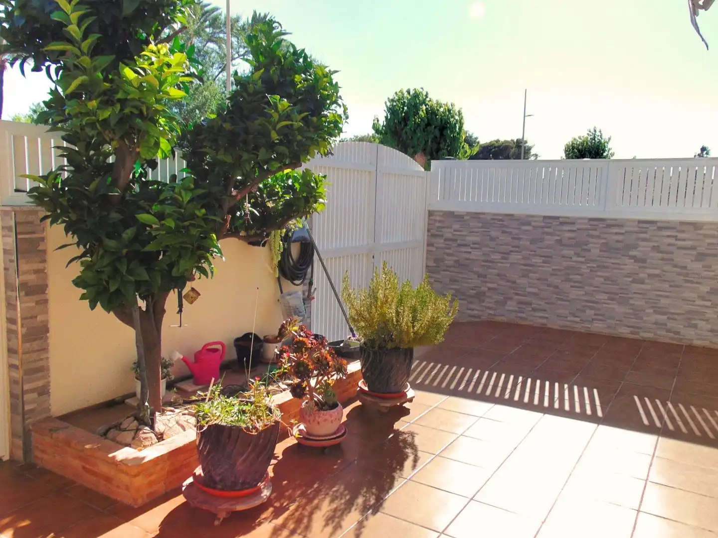 Terrassa de Casa adosada en venda en Pilar de la Horadada amb Aire condicionat, Calefacció i Jardí privat