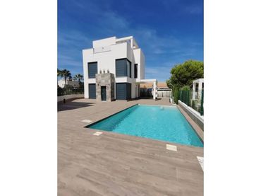 Villa mit Balkon zum Verkauf in Mar Menor de Cartagena – Cabo de Palos