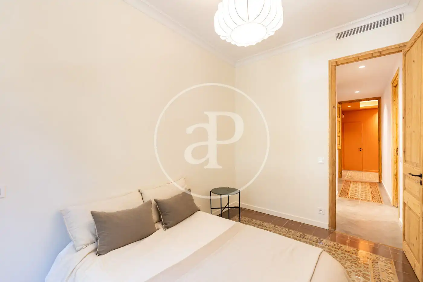 Schlafzimmer von Wohnung zum Verkauf in Barcelona mit Klimaanlage, Heizung und Terrasse