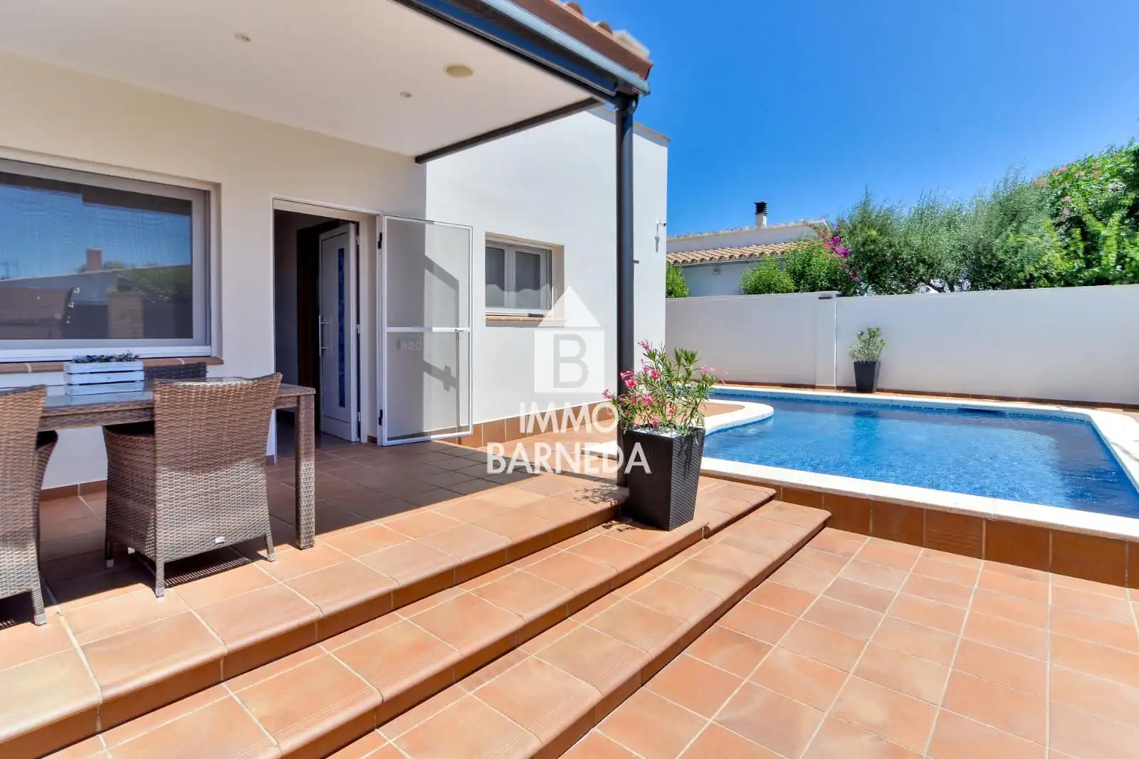 Vista exterior de Casa o xalet en venda en Roses amb Aire condicionat, Calefacció i Jardí privat