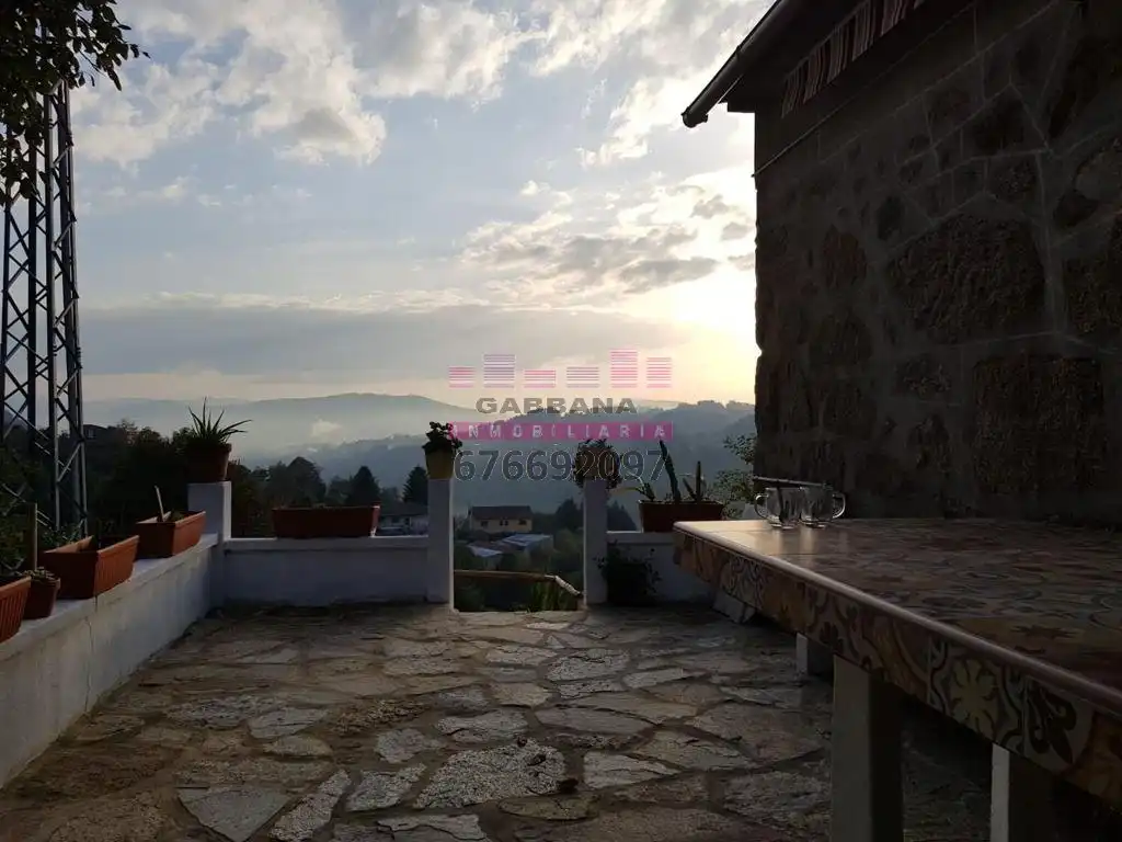 Terraza de Finca rústica en venta en Ponteareas con Jardín privado, Terraza y Piscina