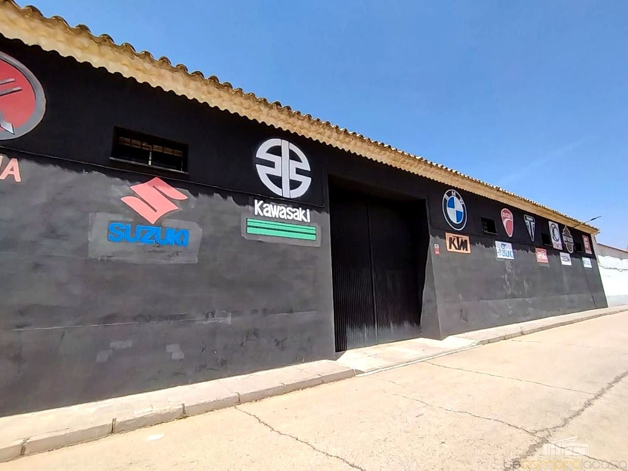 Industrial buildings for sale in La Puebla de Almoradiel