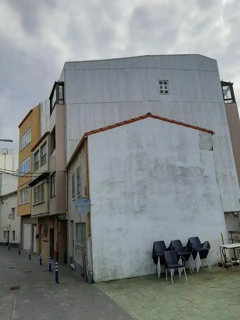 Vista exterior de Casa adosada en venda en Malpica de Bergantiños