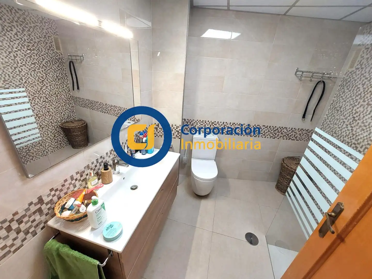 Badezimmer von Wohnung zum Verkauf in Lorca mit Klimaanlage, Möbliert und Balkon