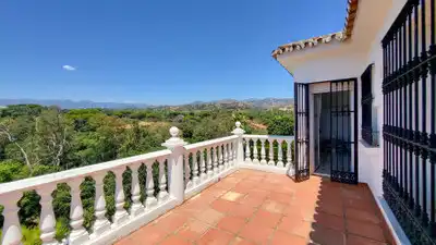 Chalet con piscina en venta en Elviria - Cabopino, imagen 25