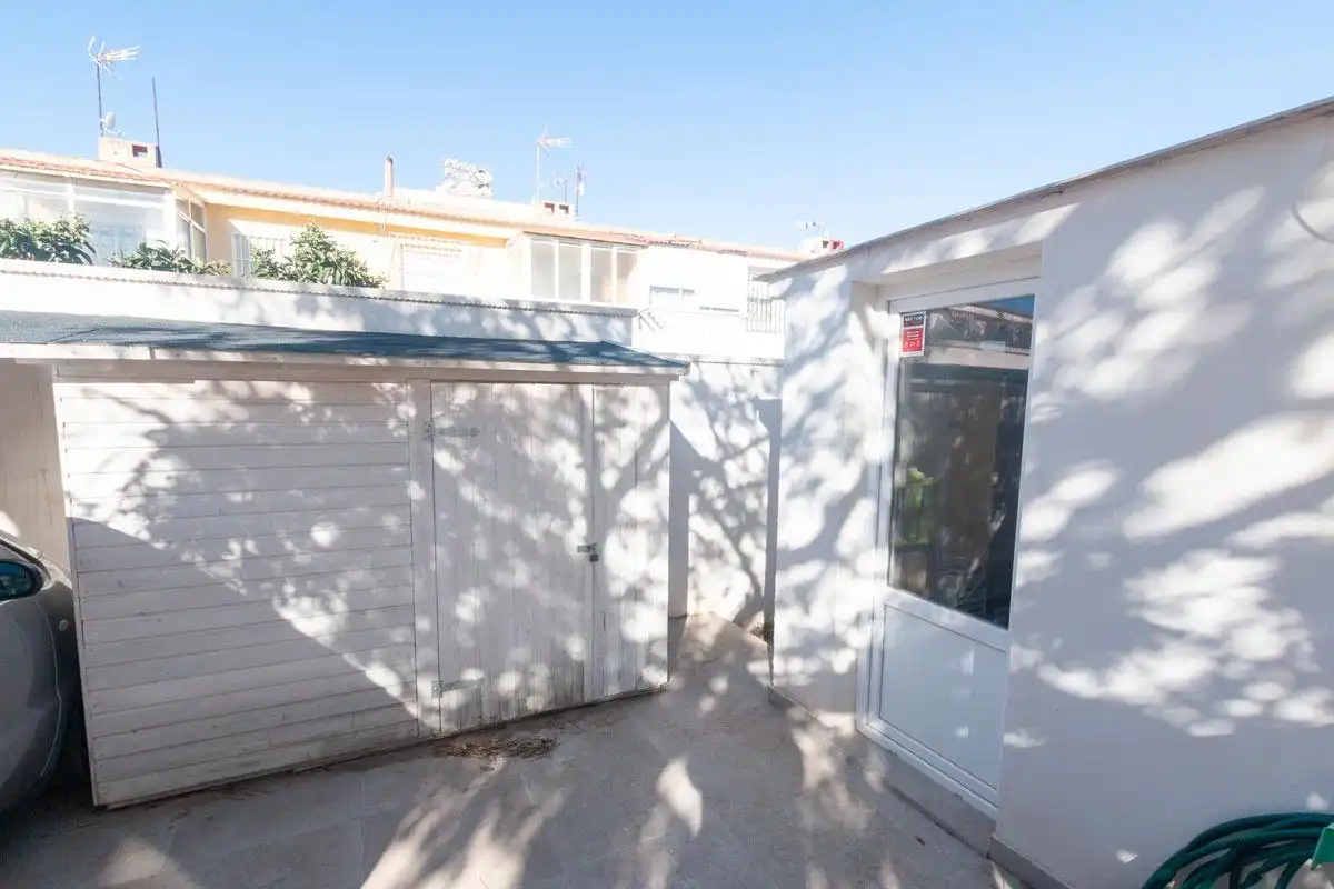 Jardín de Casa o chalet en venta en Torrevieja con Aire acondicionado, Terraza y Trastero