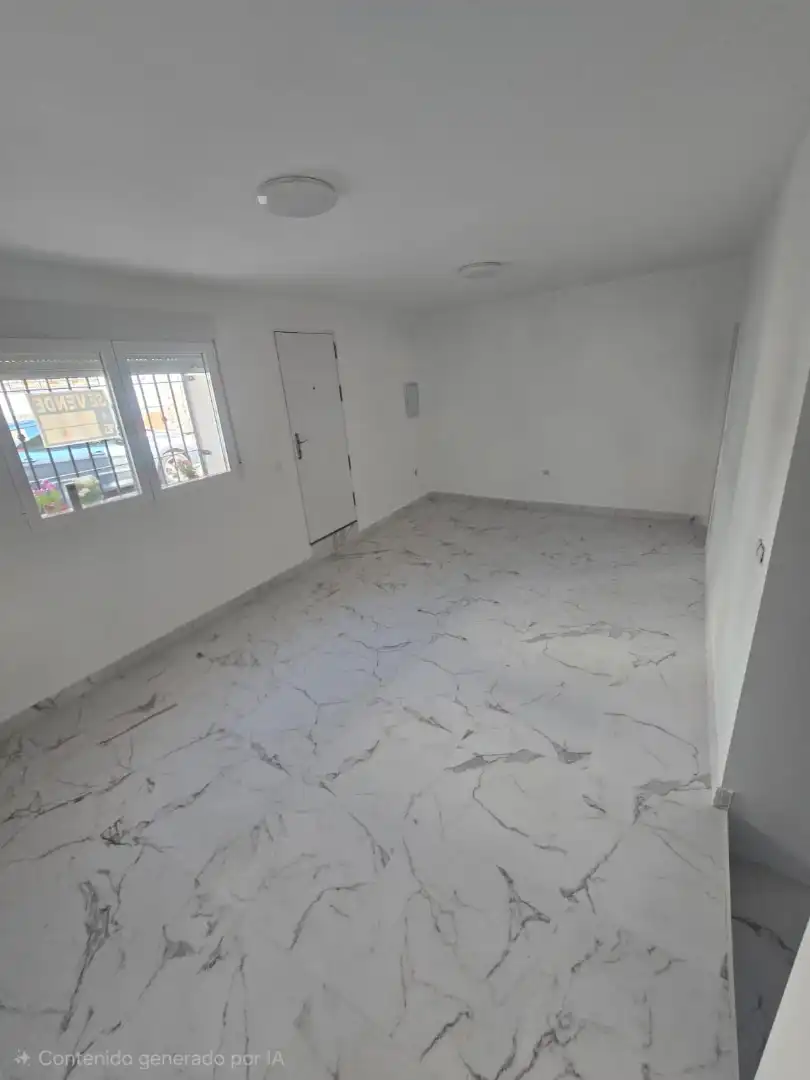 Casa o xalet en venda en La Zubia amb Aire condicionat i Jardí privat